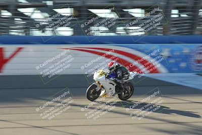 media/Nov-26-2022-Fastrack Riders (Sat) [[b001e85eef]]/Level 3/Session 1 Front Straight/